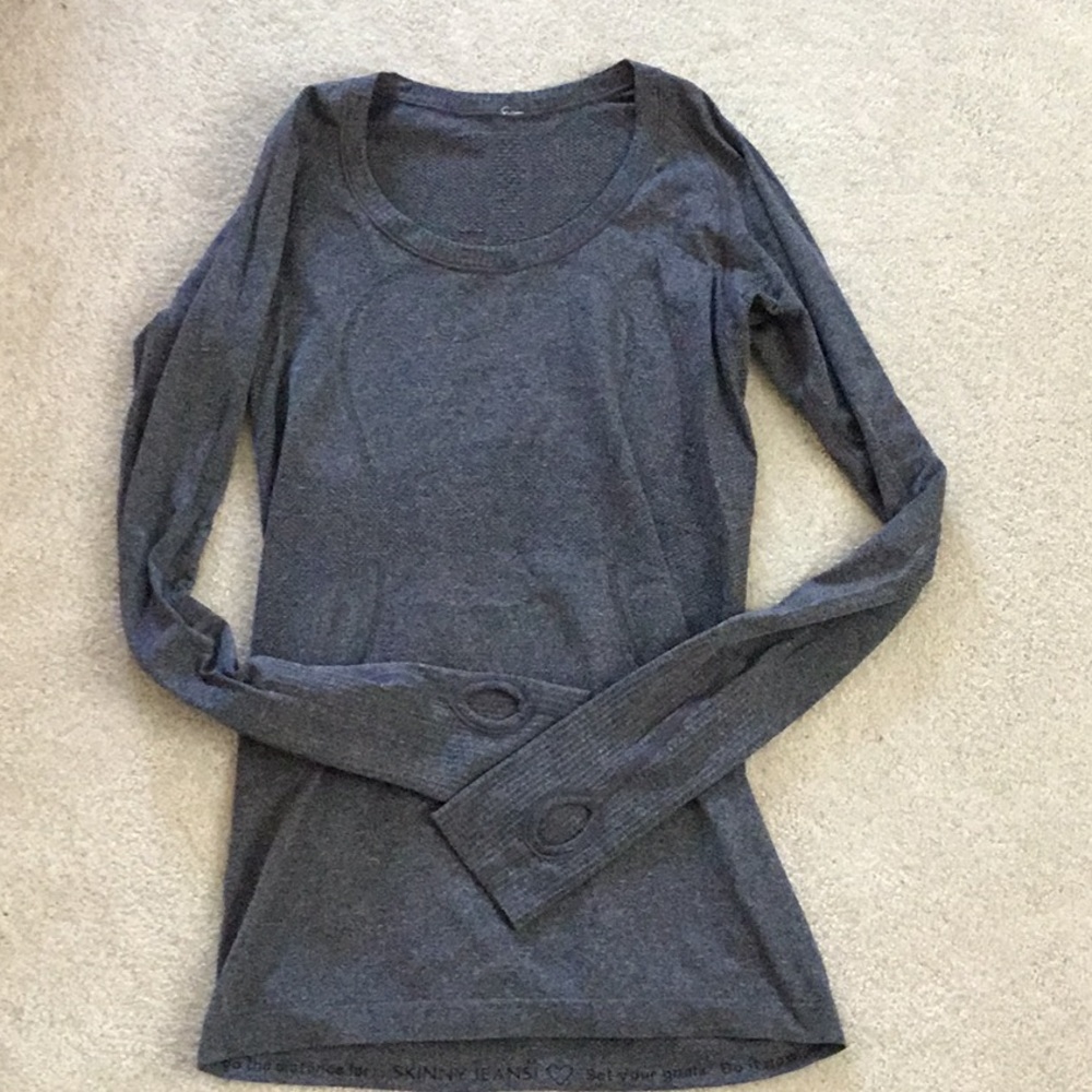 Lululemon Long sleeve running top